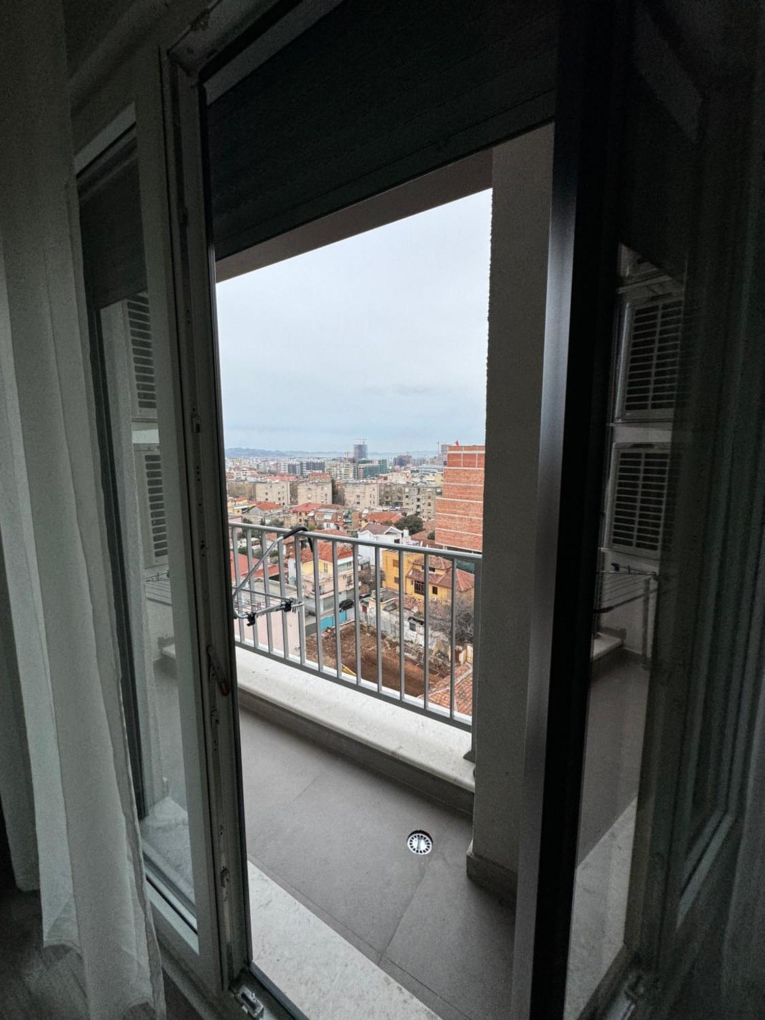 Tirana Centre Lions Gate 2 Apartment エクステリア 写真